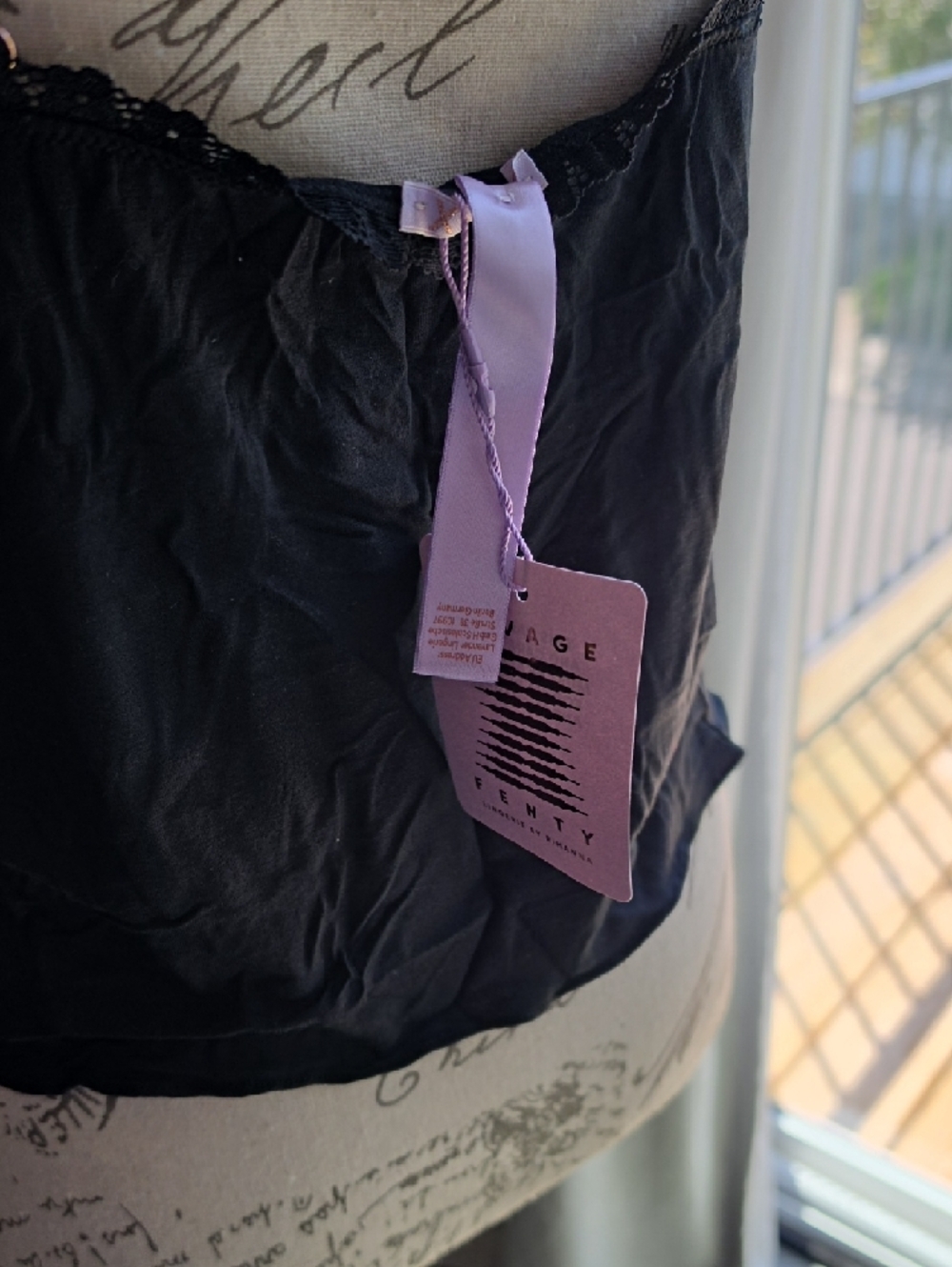 Savage X Fenty 'A Peek Behind The Lace' Cami & Bikini Undies - Picture 5 of 12